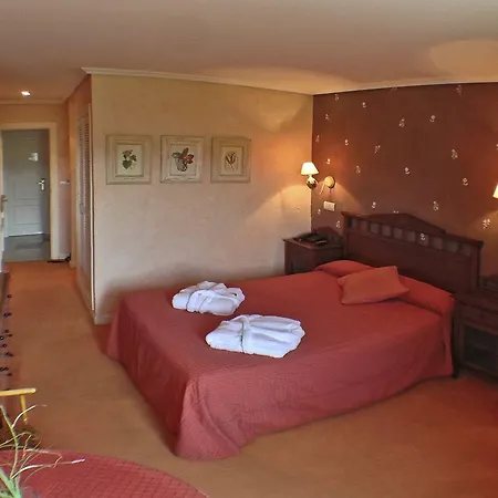 Arha De - Antiguo Albatros 3* Суансес