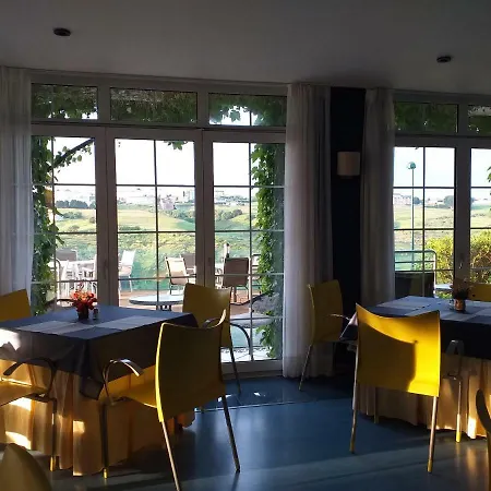 ホテル Arha De - Antiguo Albatros スアンセス